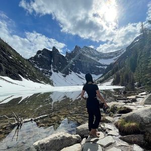 Meet your Posher, Faiza